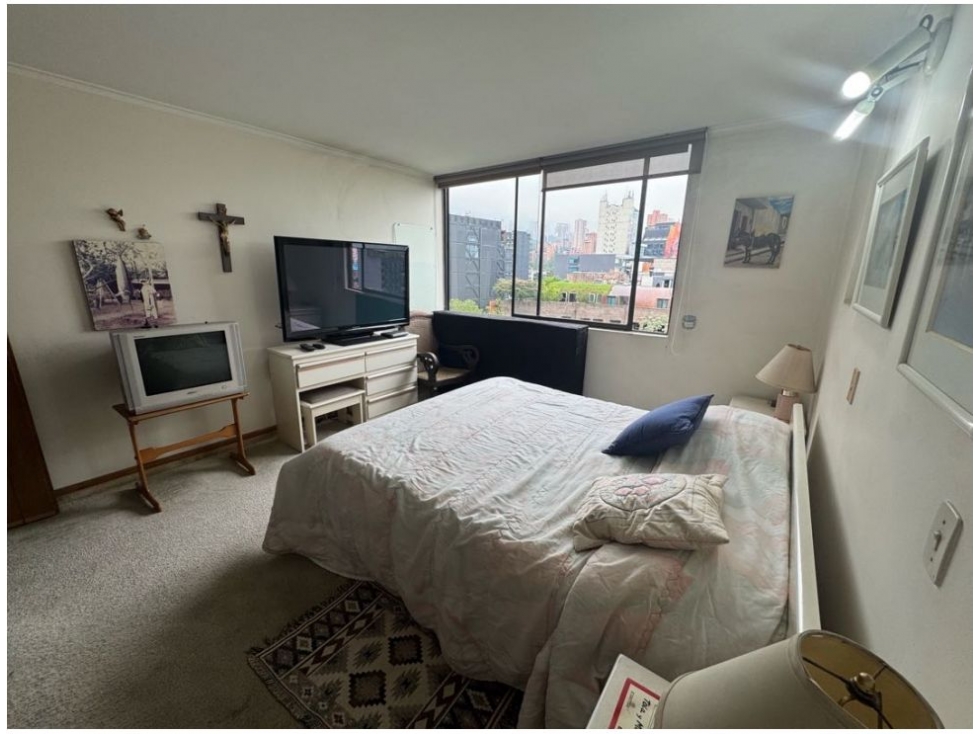 Apartamento en venta en El Poblado, Medellín · foto 18 de 21