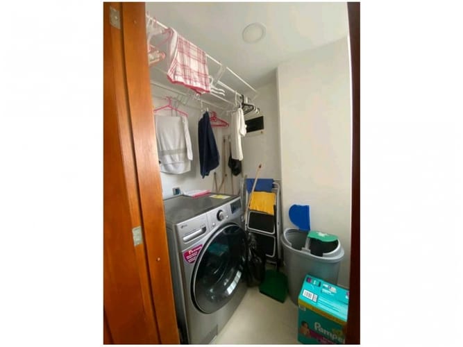 Apartamento de 4 alcobas en venta en Estadio, Medellín, 142 m² · foto 12 de 24