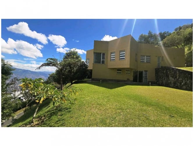 Casa de 3 alcobas en venta en Vía Las Palmas, Envigado, 540 m² · foto 5 de 24
