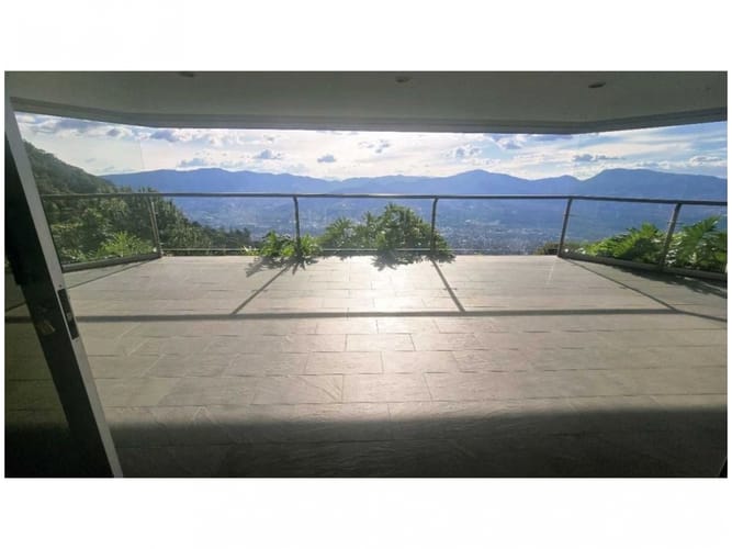 Casa de 3 alcobas en venta en Vía Las Palmas, Envigado, 540 m² · foto 11 de 24