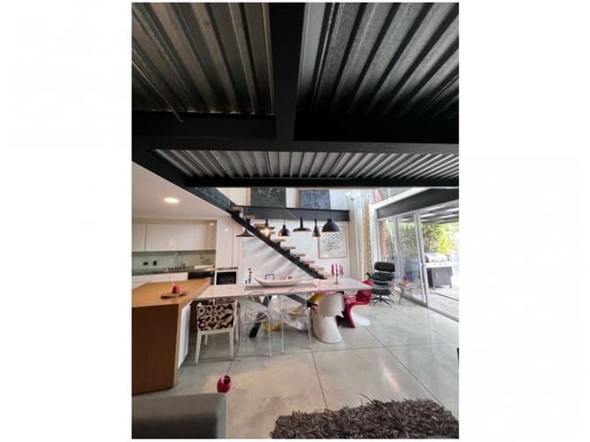 Apartamento de 1 alcoba en venta en El Poblado, Medellín, 112 m² · foto 2 de 24
