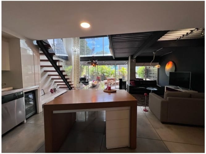 Apartamento de 1 alcoba en venta en El Poblado, Medellín, 112 m² · foto 3 de 24