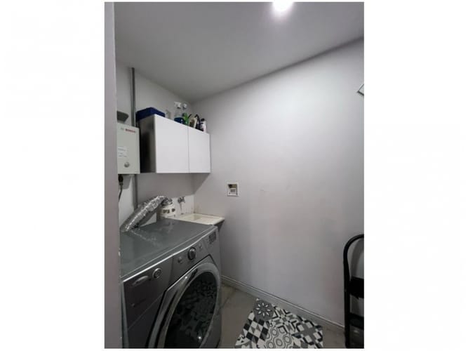 Apartamento de 1 alcoba en venta en El Poblado, Medellín, 112 m² · foto 10 de 24