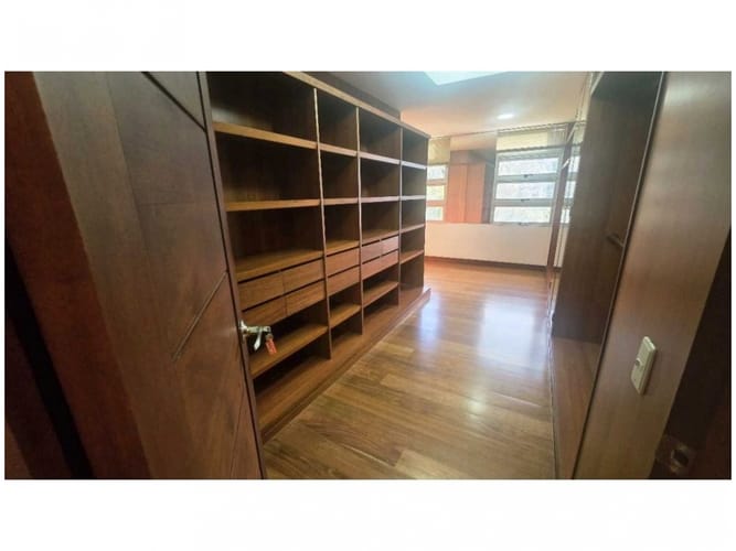 Casa de 3 alcobas en venta en Vía Las Palmas, Envigado, 540 m² · foto 21 de 24