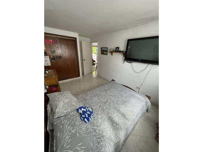 Casa de 5 alcobas en venta en Simon Bolivar, Medellín, 174 m² · foto 5 de 10