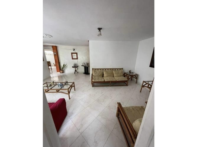 Casa de 5 alcobas en venta en Simon Bolivar, Medellín, 174 m² · foto 8 de 10