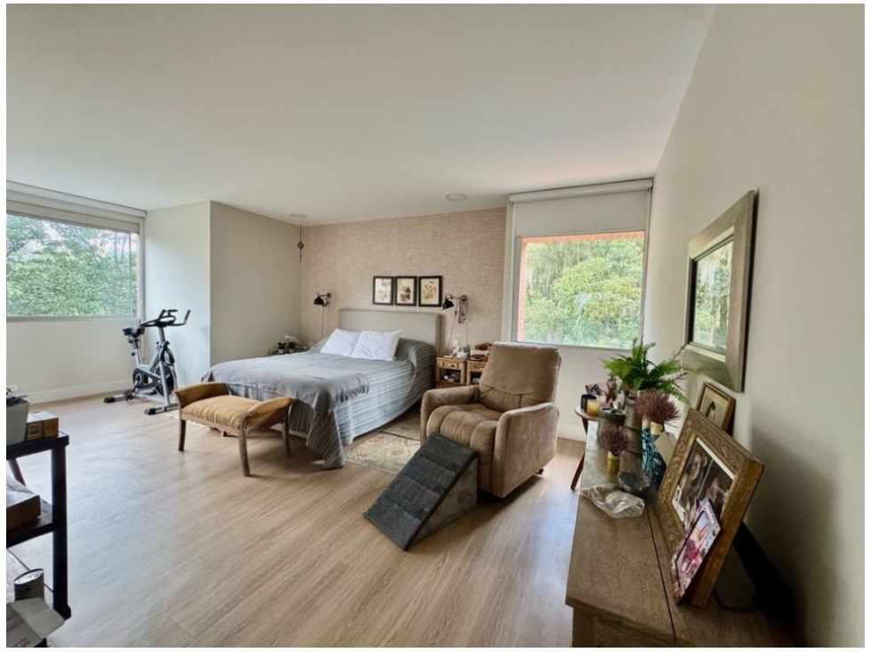 Apartamento en venta en El Poblado, Medellín · foto 6 de 14