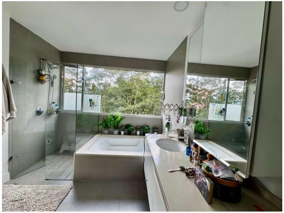 Apartamento en venta en El Poblado, Medellín · foto 7 de 14