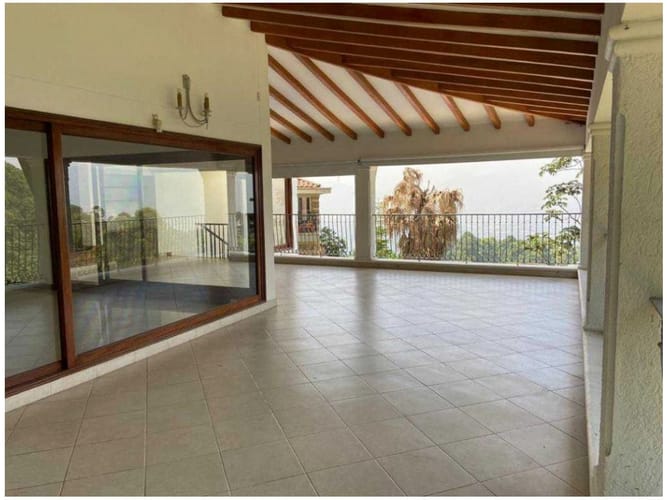 Casa de 9 alcobas en venta en El Poblado, Medellín, 1200 m² · foto 9 de 24