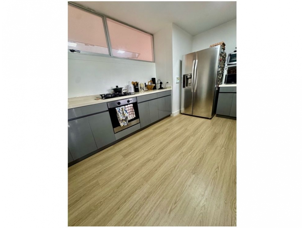 Apartamento en venta en El Poblado, Medellín · foto 12 de 14