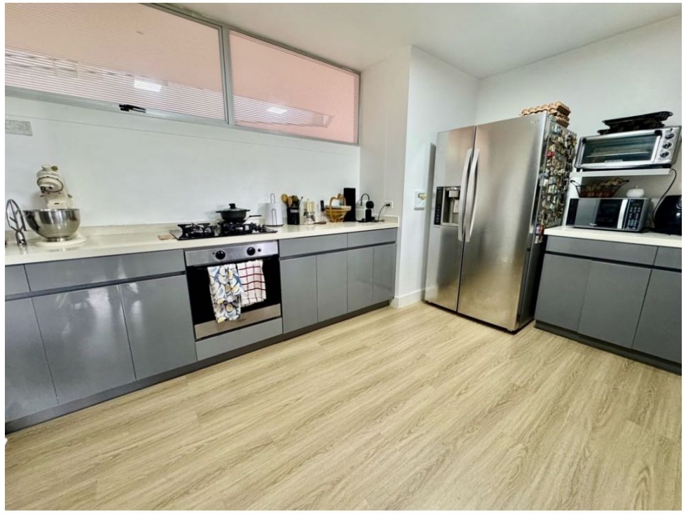 Apartamento en venta en El Poblado, Medellín · foto 13 de 14
