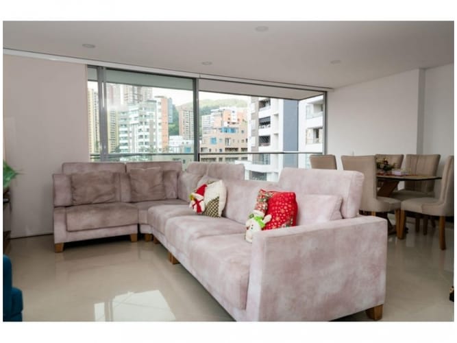 Apartamento de 4 alcobas en venta en El Poblado, Medellín, 135 m² · foto 13 de 13