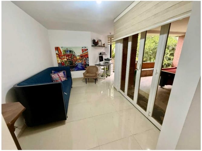 Casa de 4 alcobas en venta en El Poblado, Medellín, 300 m² · foto 5 de 15