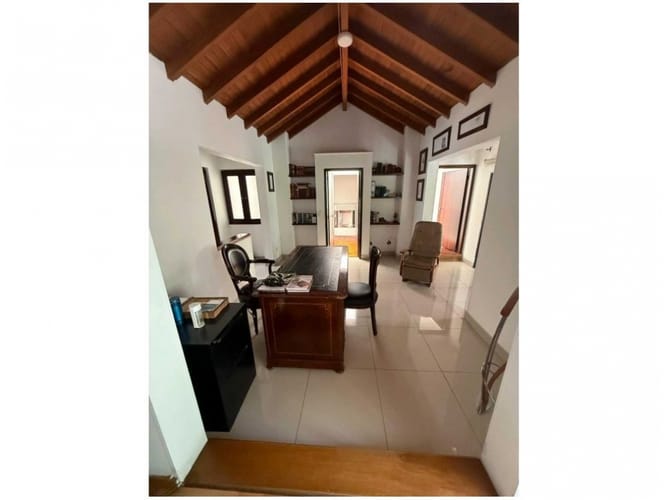 Casa de 4 alcobas en venta en El Poblado, Medellín, 300 m² · foto 6 de 15