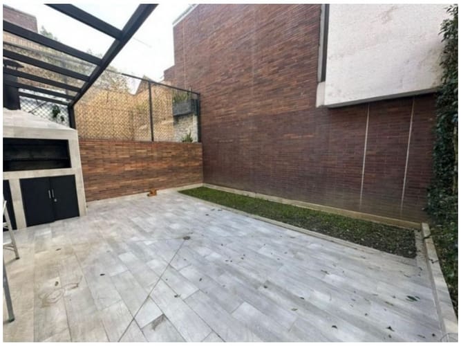 Casa de 3 alcobas en venta en Loma El Atravesado, Envigado, 290 m² · foto 3 de 24