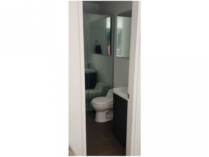 Casa de 3 alcobas en venta en Loma El Atravesado, Envigado, 290 m² · foto 18 de 24