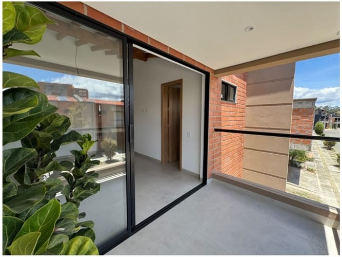 Casa de 4 alcobas en venta en Llano Grande, Rionegro, 165 m² · foto 15 de 24