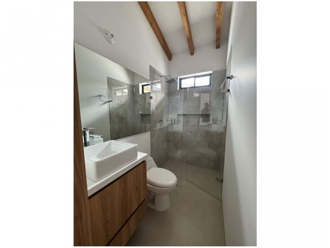 Casa de 4 alcobas en venta en Llano Grande, Rionegro, 165 m² · foto 19 de 24