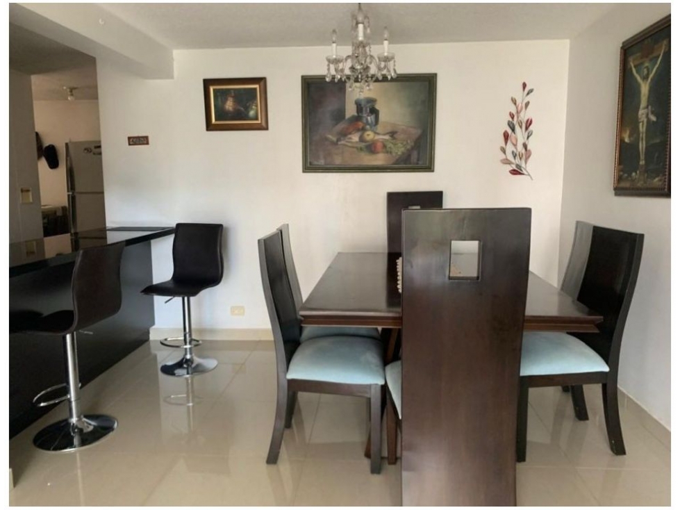 Apartamento en venta en Loma De Los Bernal, Medellín · foto 3 de 12