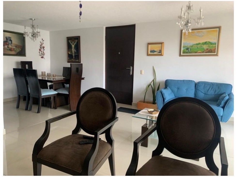 Apartamento en venta en Loma De Los Bernal, Medellín · foto 5 de 12