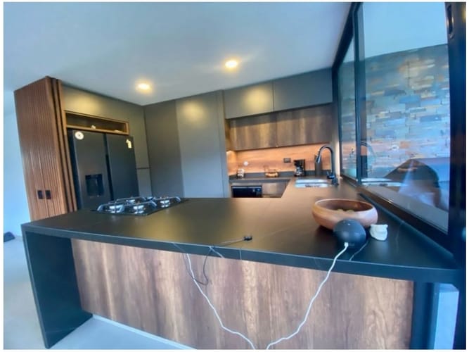 Apartamento de 3 alcobas en venta en Loma De Las Brujas, Envigado, 166 m² · foto 7 de 24