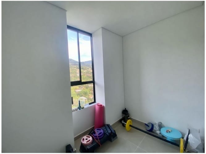 Apartamento de 3 alcobas en venta en Loma De Las Brujas, Envigado, 166 m² · foto 10 de 24