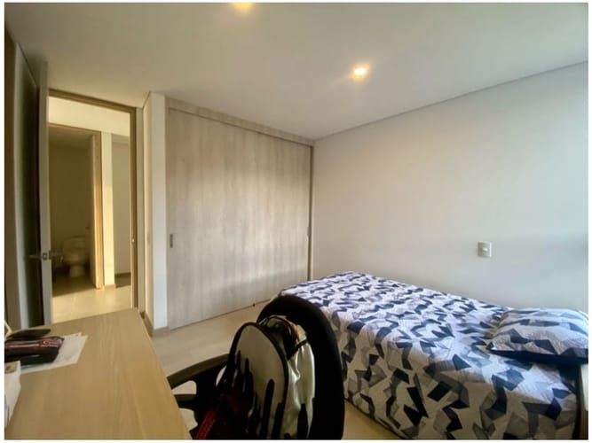 Apartamento de 3 alcobas en venta en Loma De Las Brujas, Envigado, 166 m² · foto 13 de 24