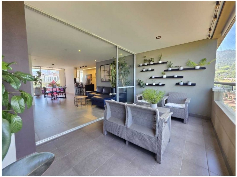 Apartamento en venta en Loma Benedictinos, Envigado · foto 4 de 24