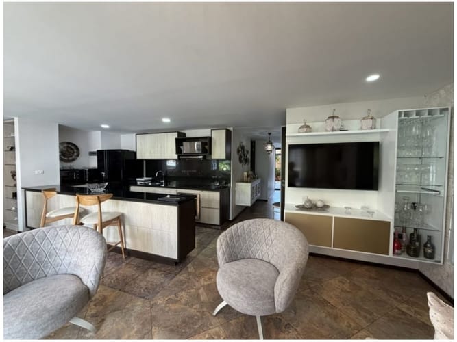Apartamento en venta en Conquistadores, Medellín · foto 3 de 22