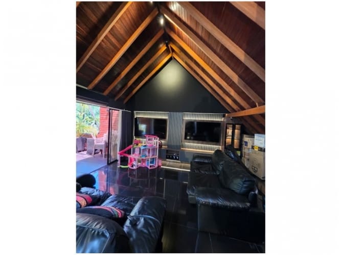 Casa de 3 alcobas en venta en El Tesoro, Medellín, 229 m² · foto 16 de 18