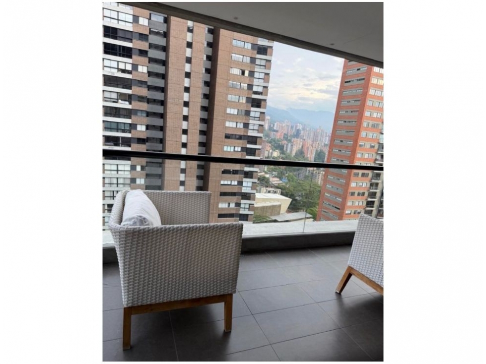 Apartamento en venta en El Poblado, Medellín · foto 9 de 9