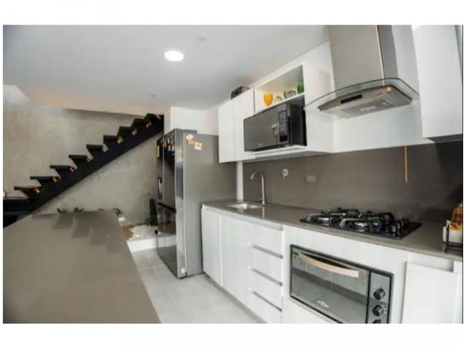 Apartamento en venta en Cumbres, Envigado · foto 15 de 24