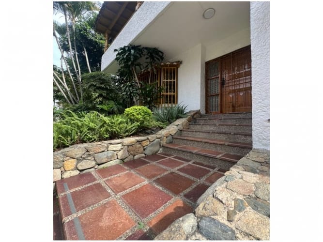 Casa de 10 alcobas en venta en Las Lomas, Medellín, 680 m² · foto 3 de 24