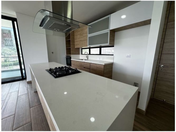 Apartamento de 3 alcobas en venta en Escobero, Envigado, 119 m² · foto 4 de 18