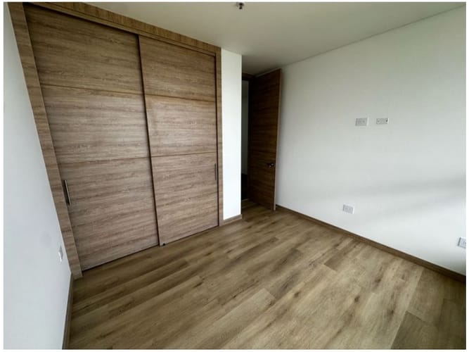 Apartamento de 3 alcobas en venta en Escobero, Envigado, 119 m² · foto 6 de 18