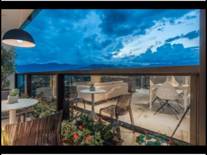 Apartamento de 1 alcoba en venta en El Poblado, Medellín, 85 m² · foto 16 de 18