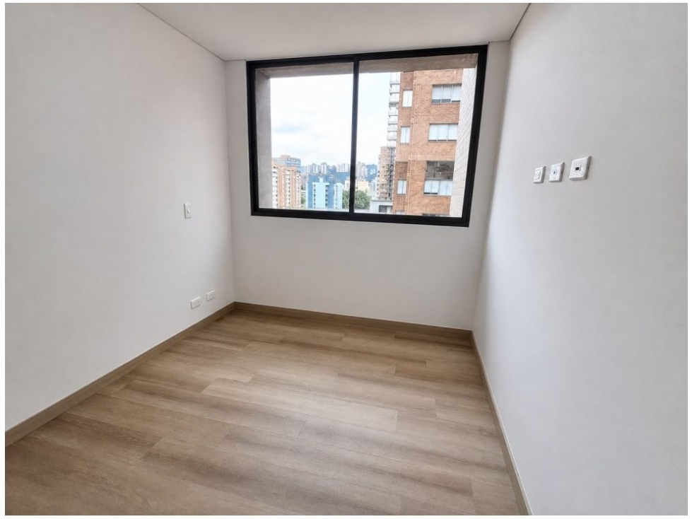 Apartamento en venta en Los Colores, Medellín · foto 8 de 23