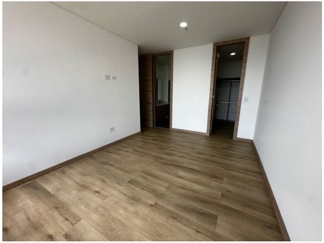 Apartamento de 3 alcobas en venta en Escobero, Envigado, 119 m² · foto 12 de 18