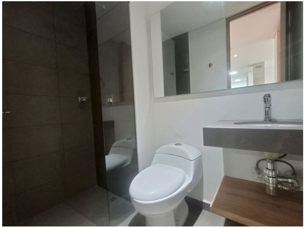 Apartamento en venta en Los Colores, Medellín · foto 11 de 23