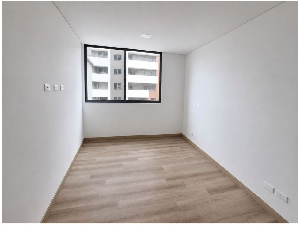 Apartamento en venta en Los Colores, Medellín · foto 13 de 23