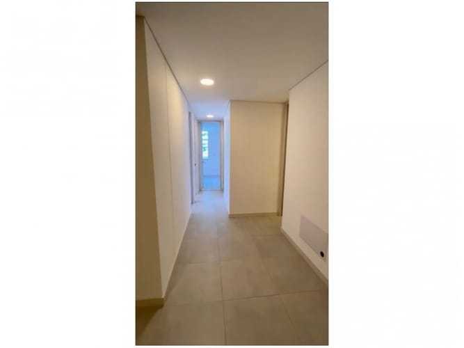 Apartamento de 3 alcobas en venta en Los Colores, Medellín, 89 m² · foto 12 de 23