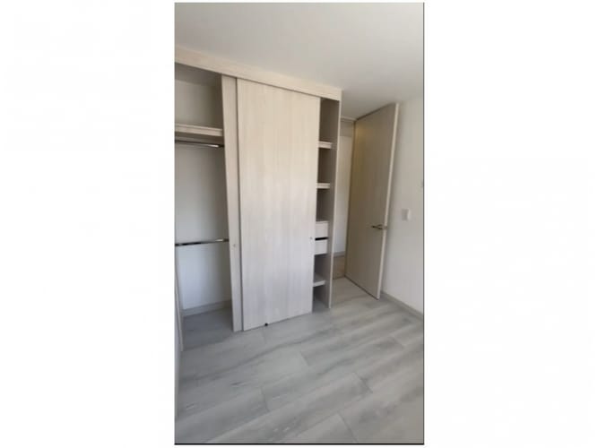 Apartamento de 3 alcobas en venta en Los Colores, Medellín, 89 m² · foto 16 de 23