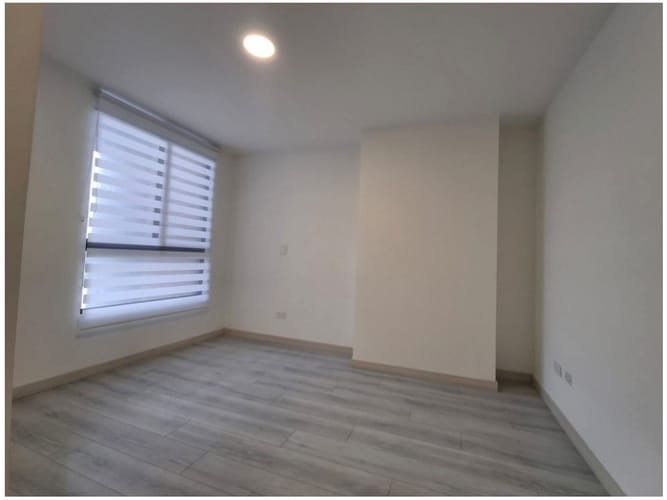 Apartamento de 3 alcobas en venta en Los Colores, Medellín, 89 m² · foto 17 de 23