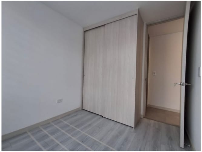 Apartamento de 3 alcobas en venta en Los Colores, Medellín, 89 m² · foto 21 de 23