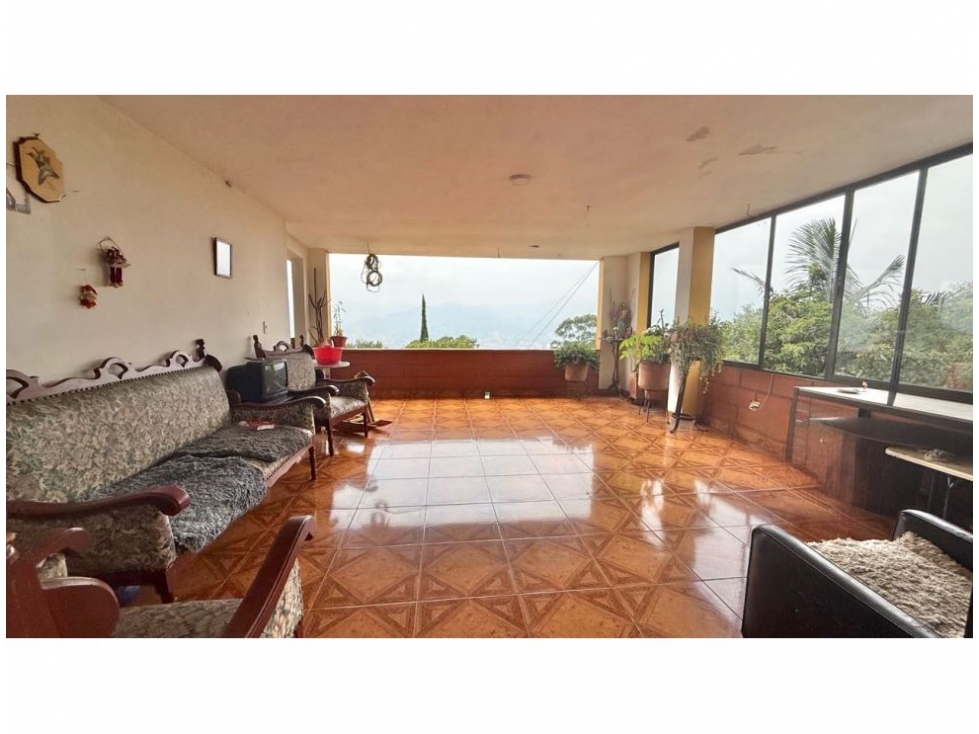 Casa en venta en Loma Del Chocho, Envigado · foto 6 de 18