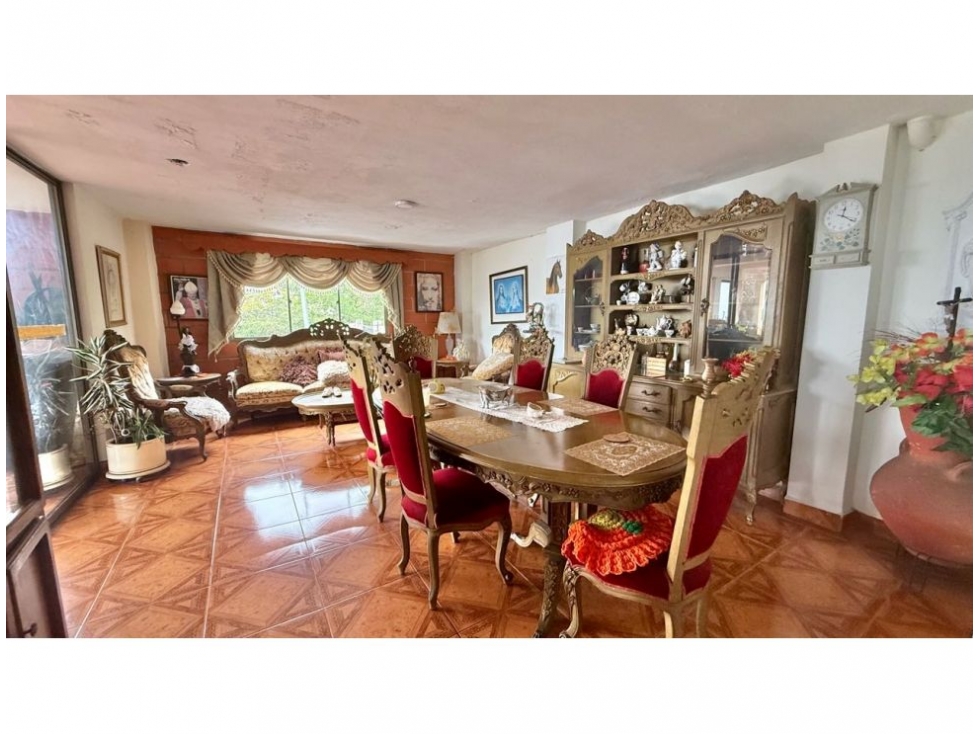 Casa en venta en Loma Del Chocho, Envigado · foto 8 de 18