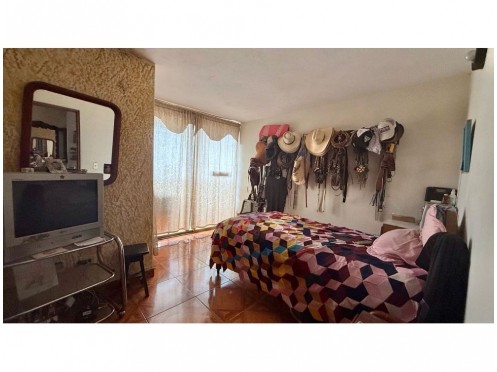Casa en venta en Loma Del Chocho, Envigado · foto 9 de 18