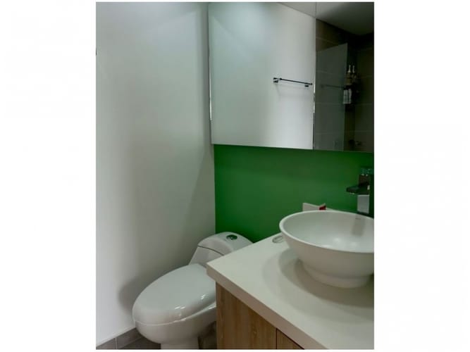 Apartamento de 2 alcobas en venta en Castropol, Medellín, 132 m² · foto 9 de 24