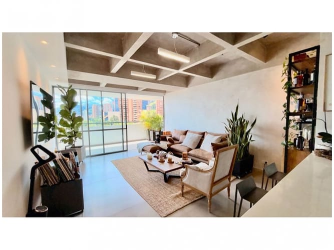 Apartamento de 2 alcobas en venta en Los Balsos, Medellín, 100 m² · foto 2 de 19