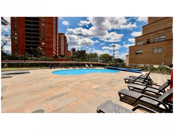 Apartamento de 2 alcobas en venta en Los Balsos, Medellín, 100 m² · foto 14 de 19